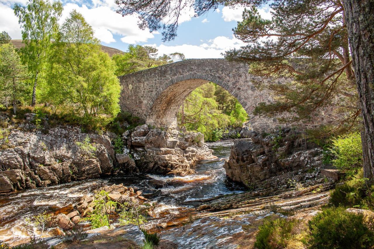 Rosemount Cottage One- Highland Cottage Garve Bagian luar foto