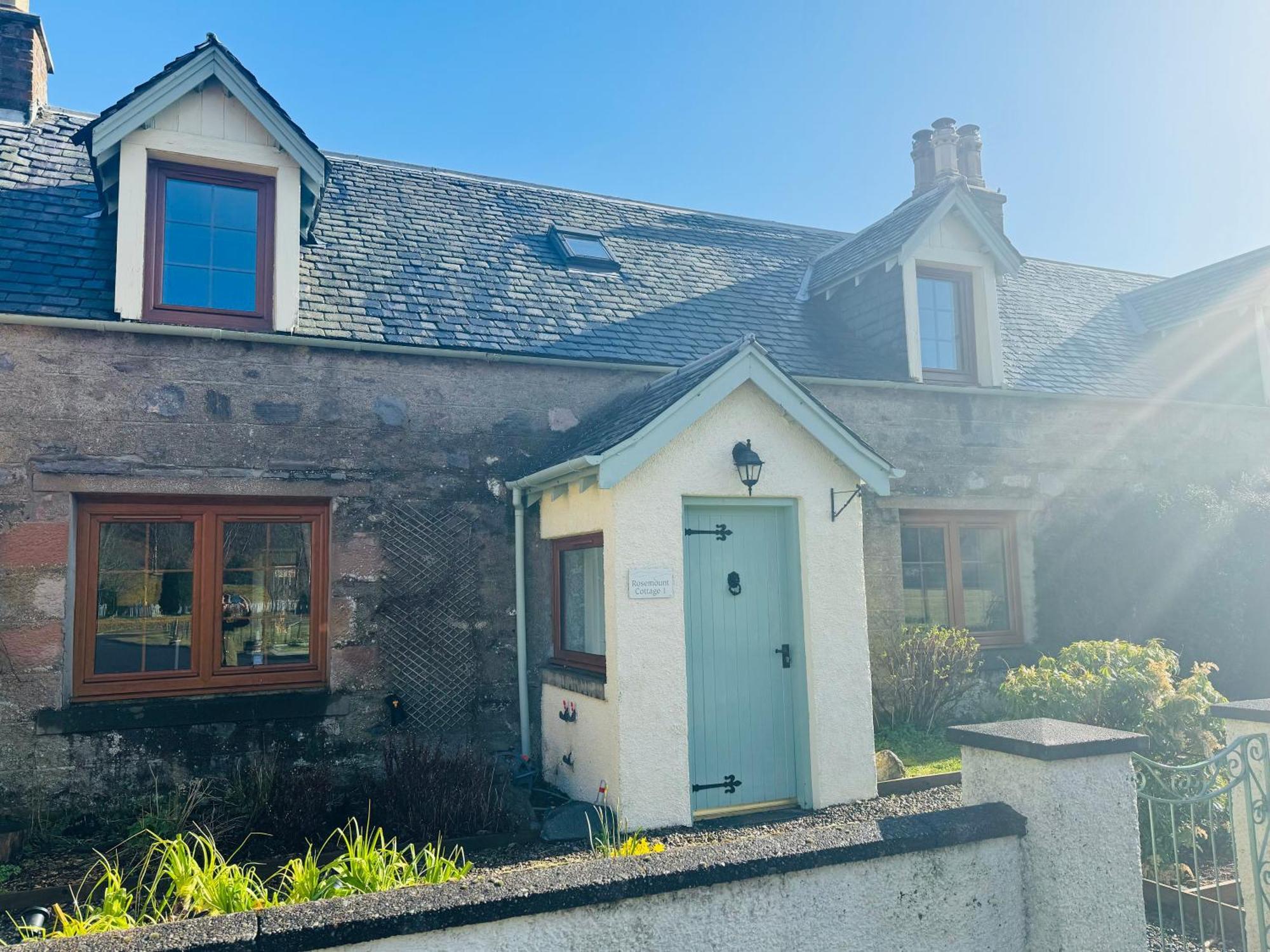 Rosemount Cottage One- Highland Cottage Garve Bagian luar foto
