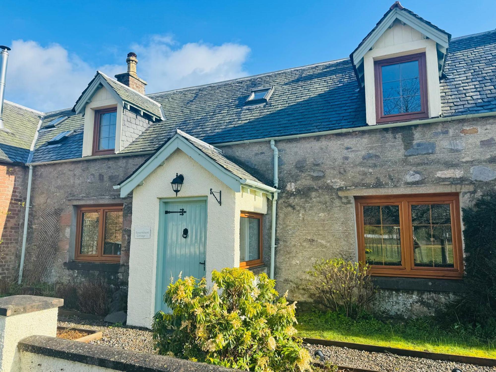 Rosemount Cottage One- Highland Cottage Garve Bagian luar foto