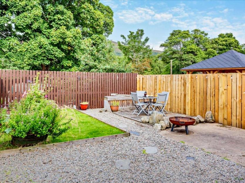Rosemount Cottage One- Highland Cottage Garve Bagian luar foto
