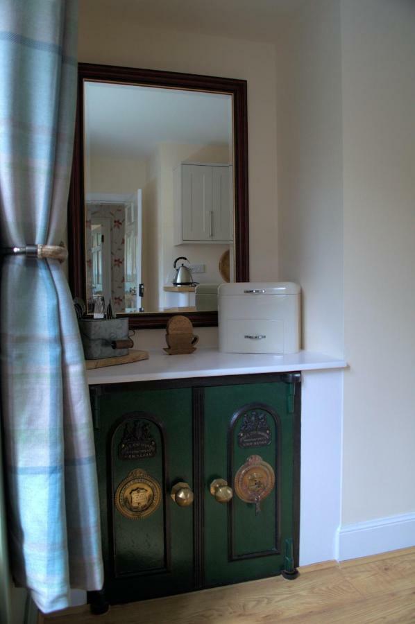 Rosemount Cottage One- Highland Cottage Garve Bagian luar foto